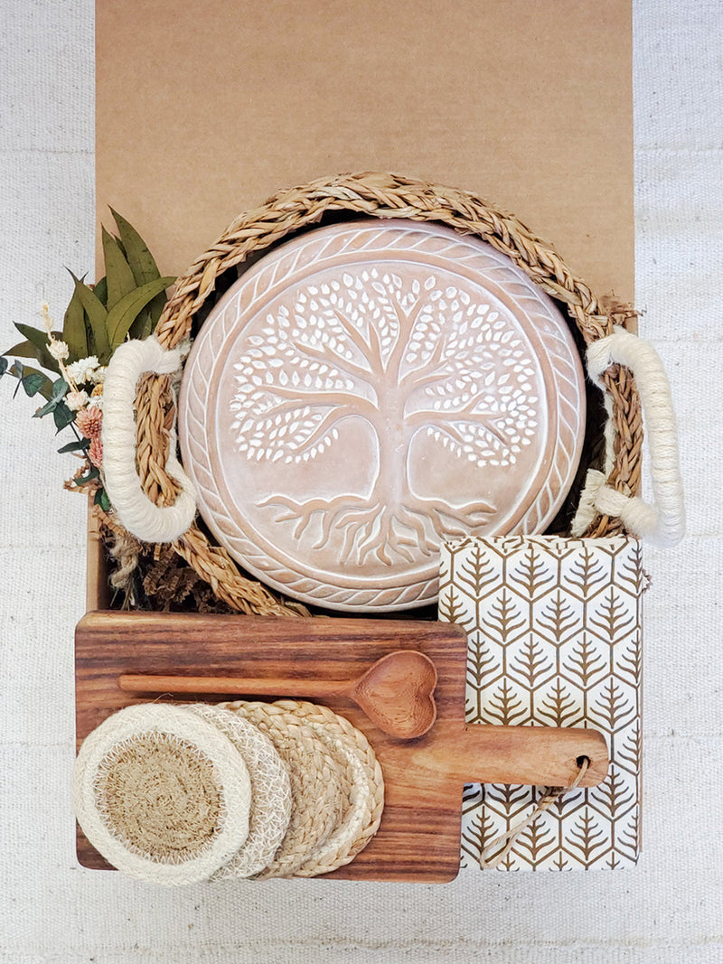 Bread Warmer Gift Box With Rectangular Wooden Board and Spoon - Round