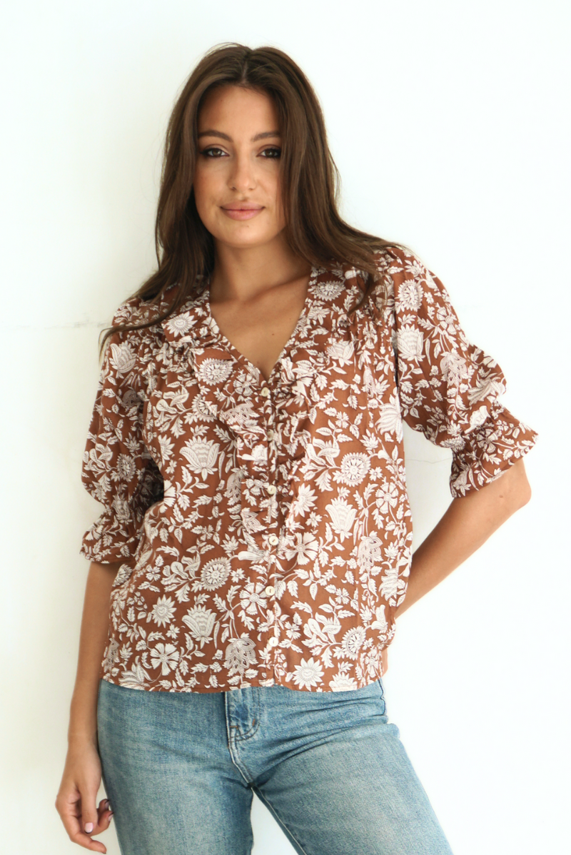 Chloe Shirt in Garden Roots