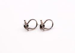 Whimsical White Gold Horseshoe Earrings