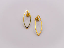 Golden Leaf Elegance Earrings