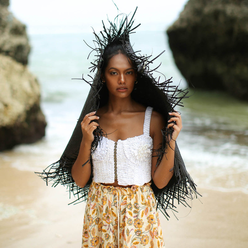 AMORA Oversized Woven Straw Hat in Black