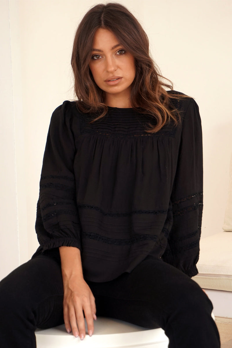 Dawn Blouse in Black