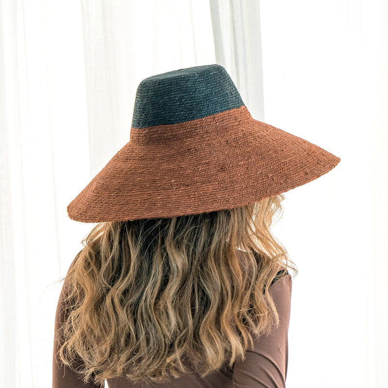 RIRI DUO Jute Handwoven Straw Hat in Burnt Sienna & Black