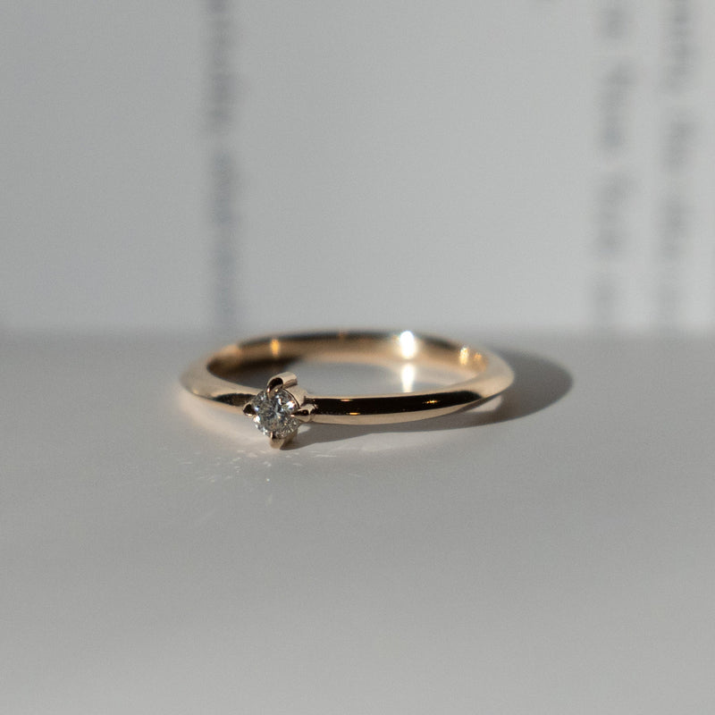 Knife Edge Solitaire Ring - 14k Yellow Gold