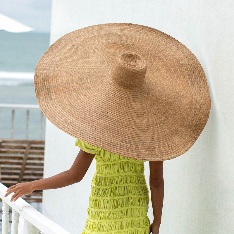 SOLANA Oversized Straw Hat in Toasted Beige