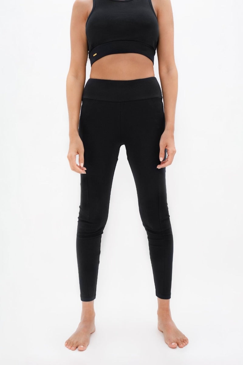 Munich  - High Waisted Leggings - Black Sand