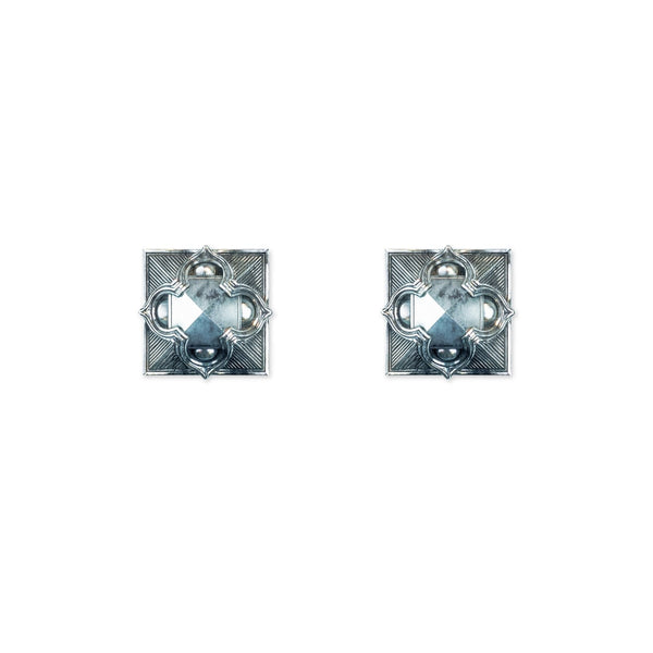 Pyramid Studs Silver